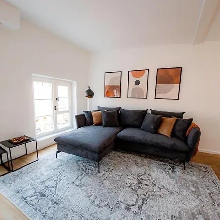 Highlight - Come4stay - Stadtblick By Interhome *