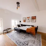 Highlight - Come4stay - Stadtblick By Interhome