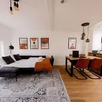 Apartman Highlight - Come4stay - Stadtblick By Interhome *